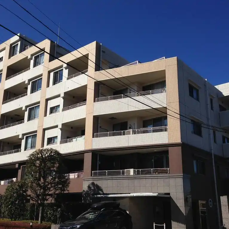 ライオンズ東中神