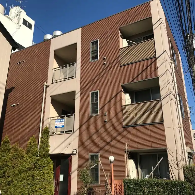 アンプルールフェールリアン