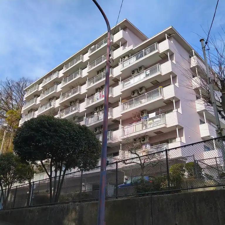 グローリア初穂鎌倉岡本