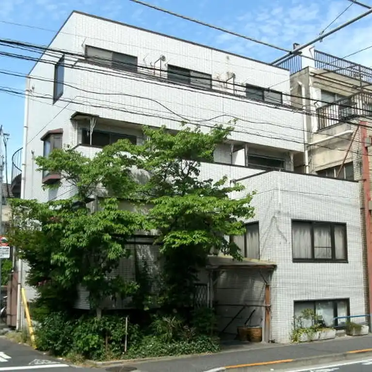 メゾンブラウン