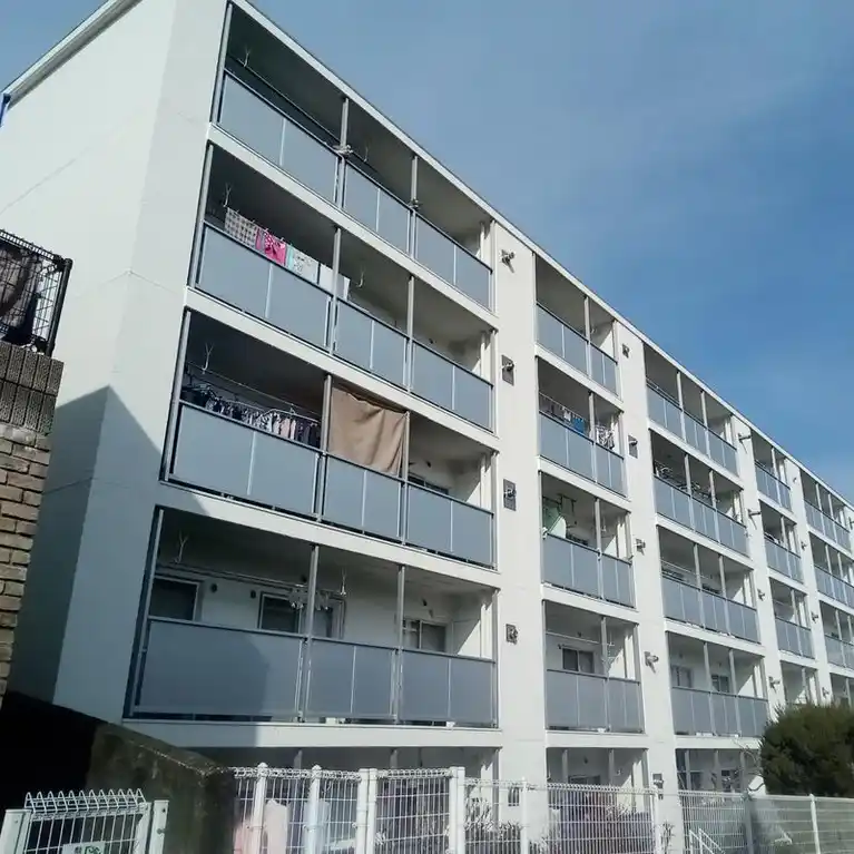 横浜ハイタウン4号棟