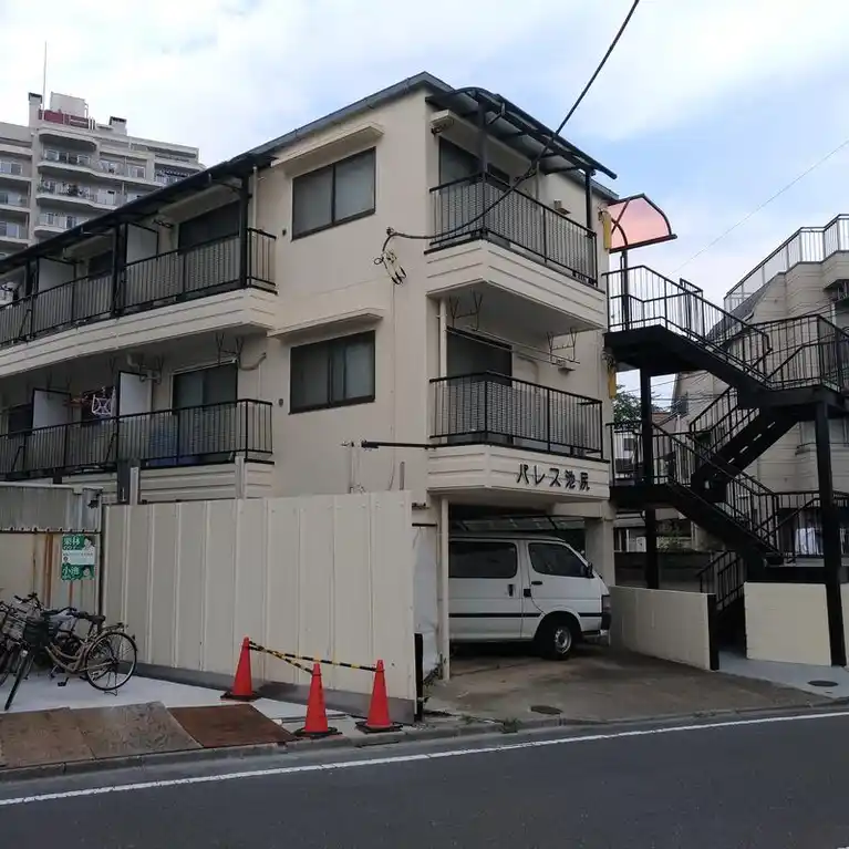 パレス池尻 外観