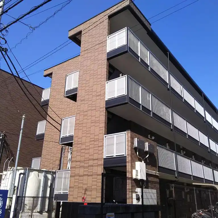 レオパレスモンサンミッシェル 外観