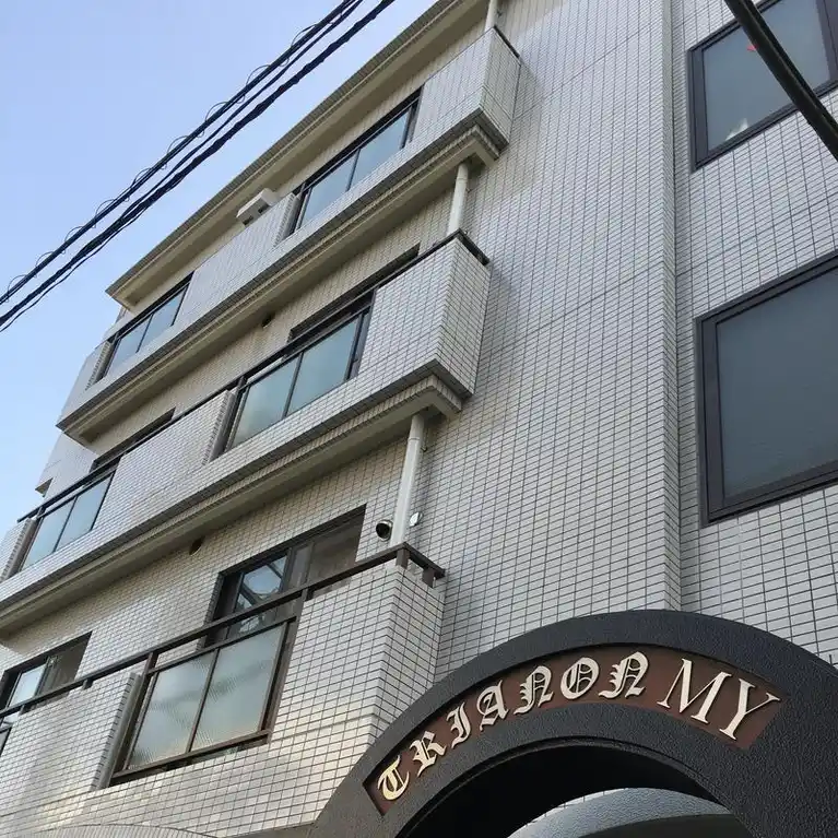 トリアノンMY 外観