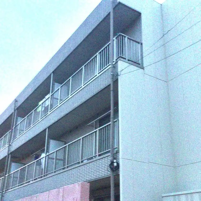 アンプルールフェールスラン 外観