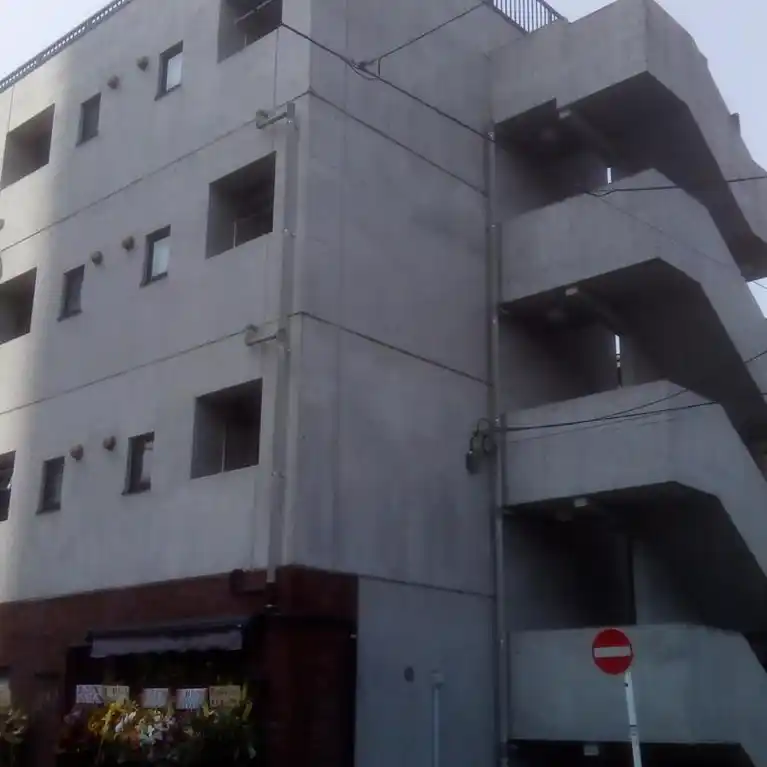 TNT BLD 外観