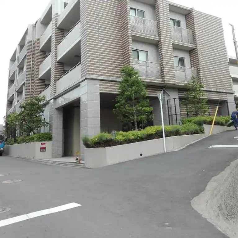 ブランズ横濱瀬谷