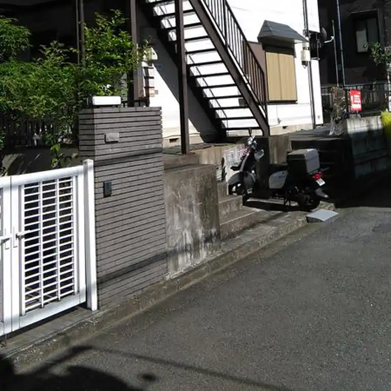 ハイツ百合ヶ丘89 外観