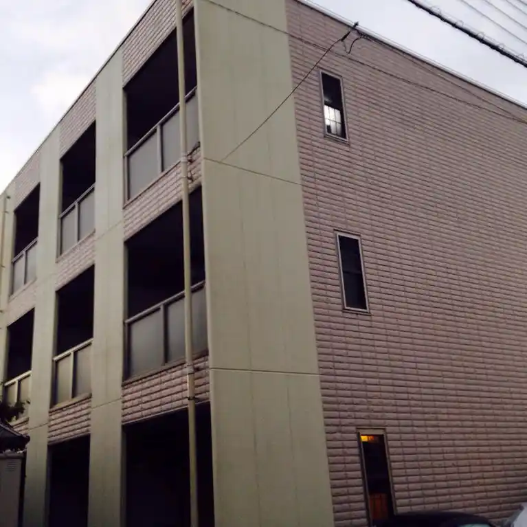 アンプルールフェールクレアシオ