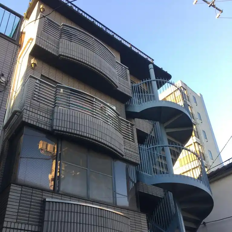 レジェンドK&N 外観