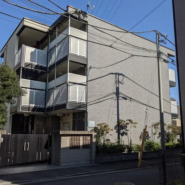 レオパレス美行 外観
