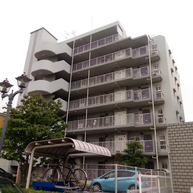 シャルム東川口参番館
