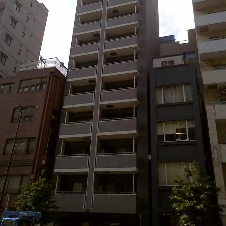 ロアール御茶ノ水妻恋坂 外観