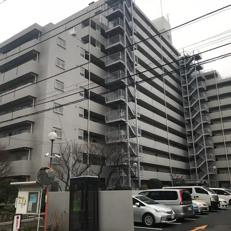 原木中山ファミールハイツ1号館