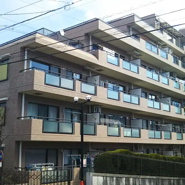 ルミナス富士森公園