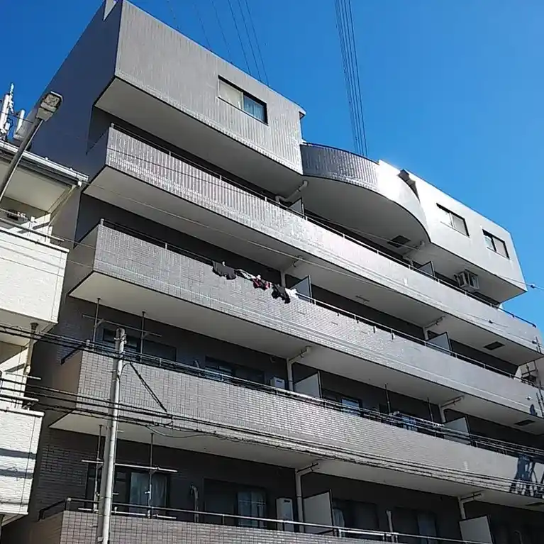 インペリアル松岡 外観
