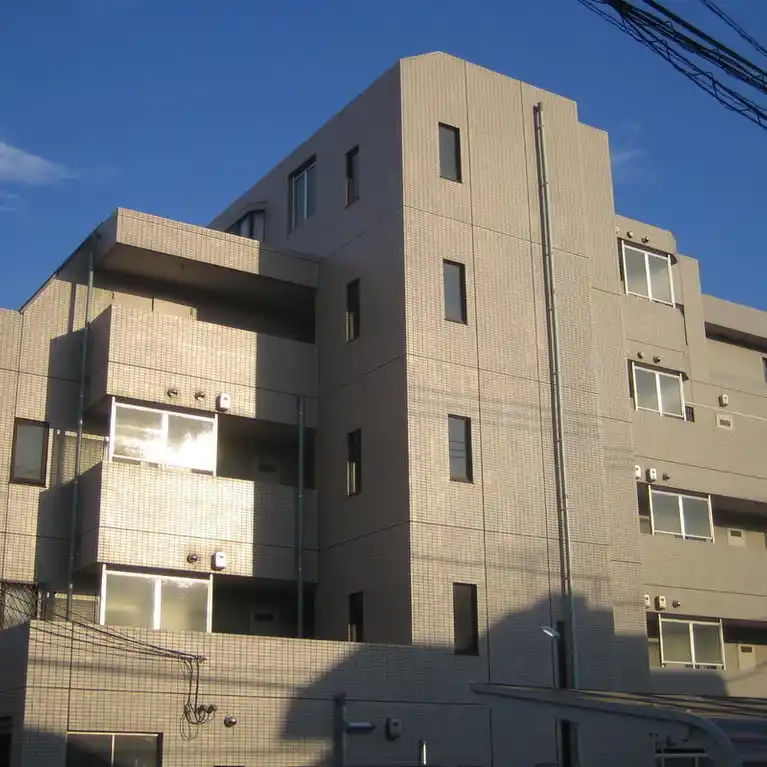 ベルタ上大岡