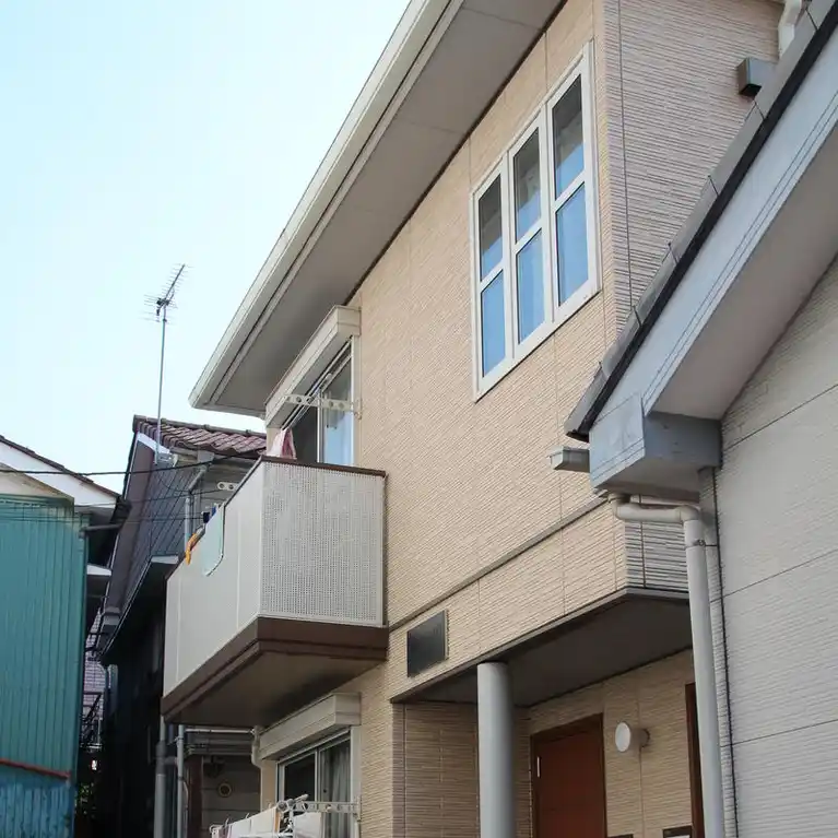 シャーメゾンAKT