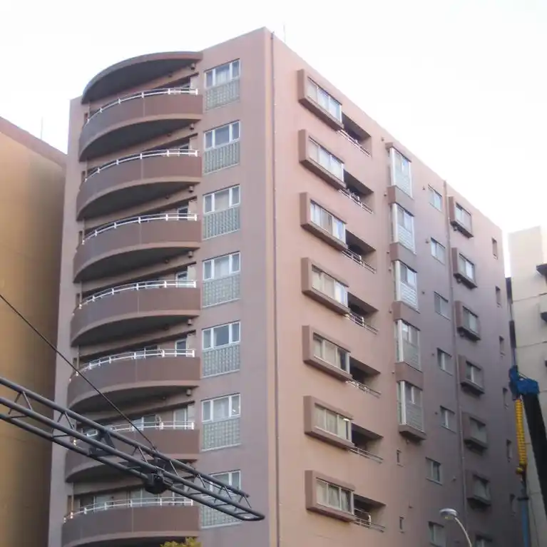 プラハ新横浜 外観