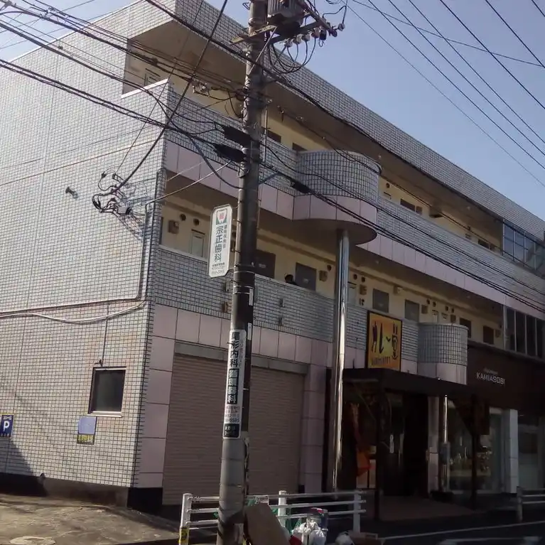 トークデネブ 外観