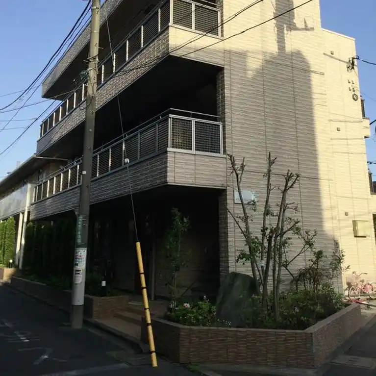 メゾンコンフォース中町