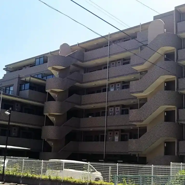 センチュリー立川