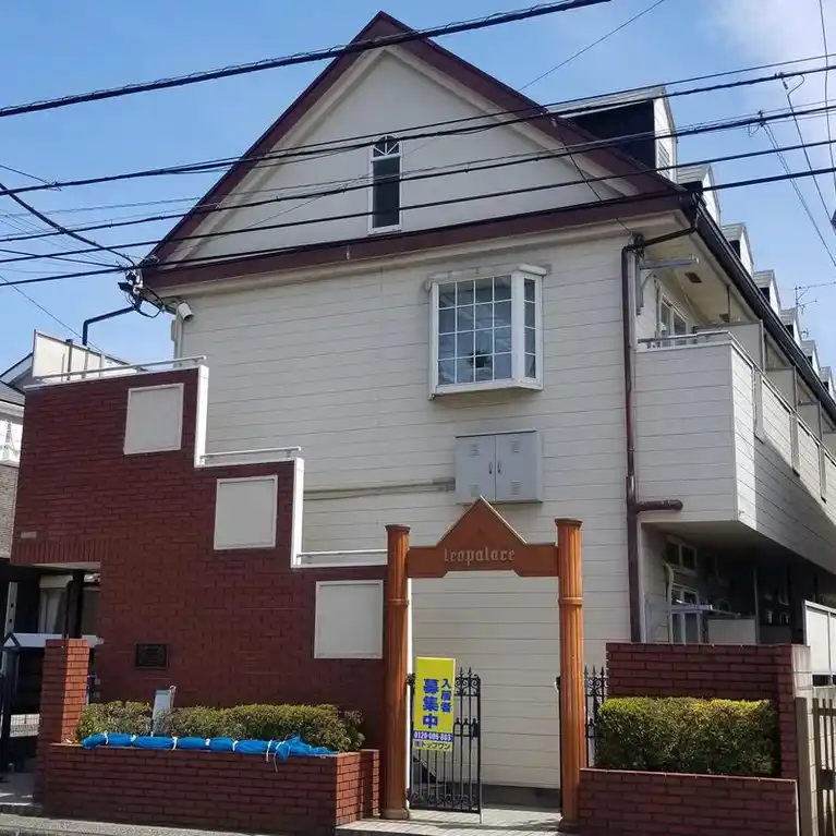 レオパレス上青木西第2 外観