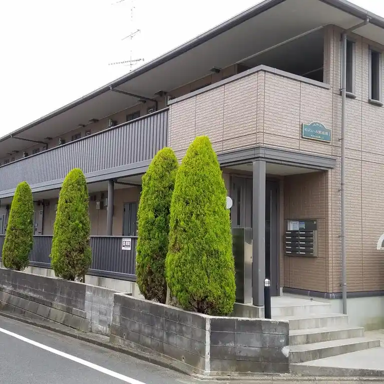 セジュール南成瀬1