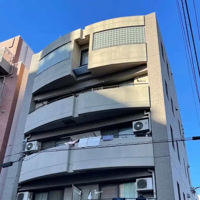 五月女ビル