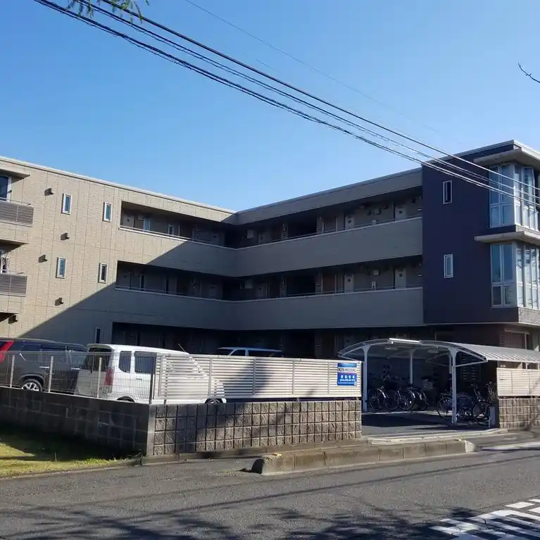 フローラ・ベルテ
