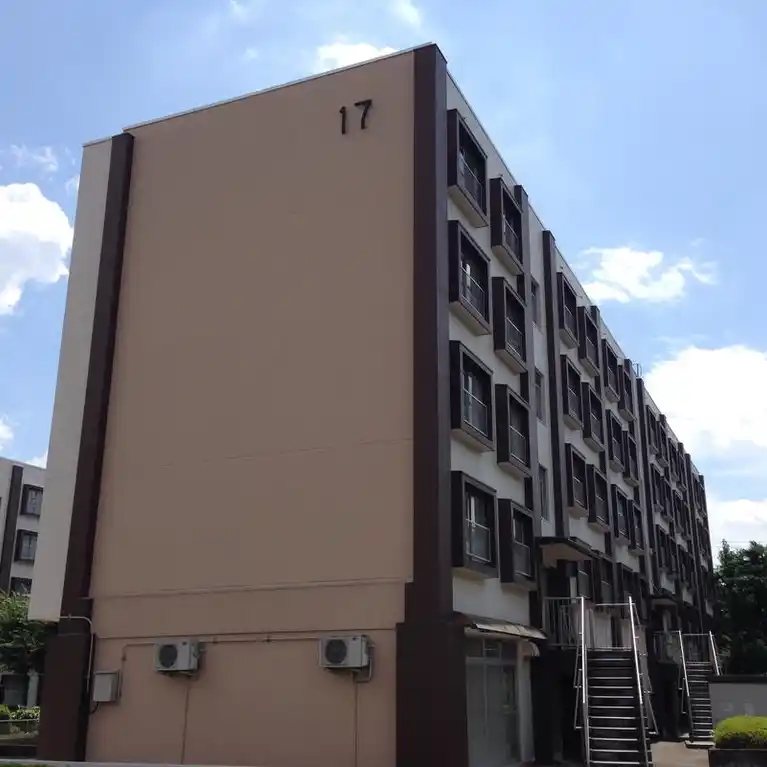 公社久米川駅東住宅17号棟 外観