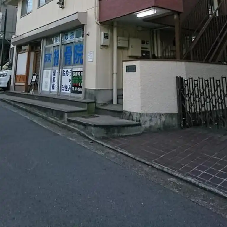 コーポ反町