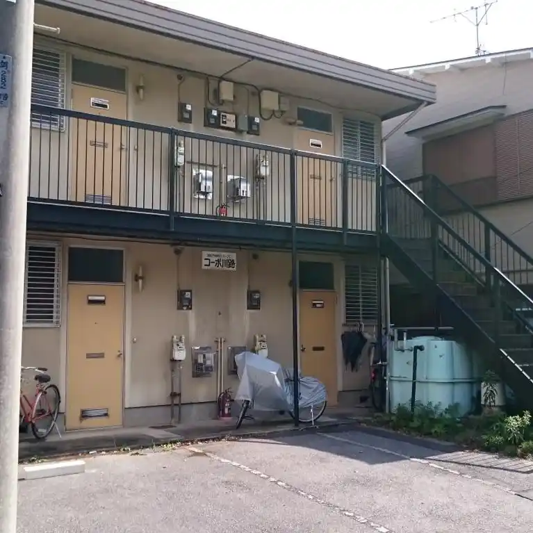 コーポ川路 外観