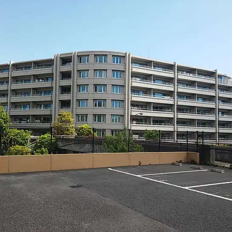 ライオンズ港北ニュータウンローレルコート