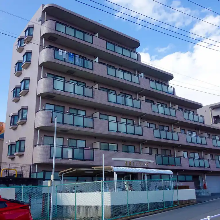 横濱モンテローザ