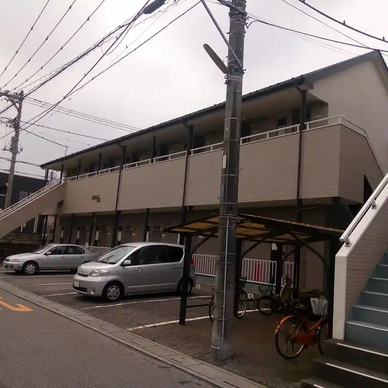 リルパイン越谷A棟 外観