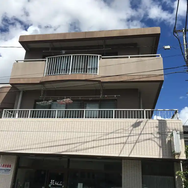 ハイツエスポワール