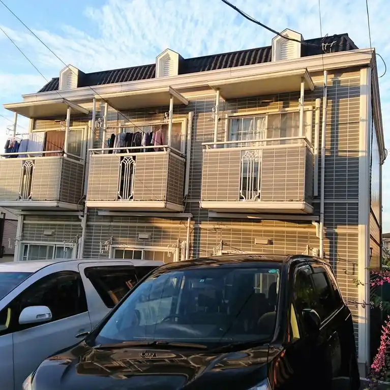 ヒルハイツ上反町