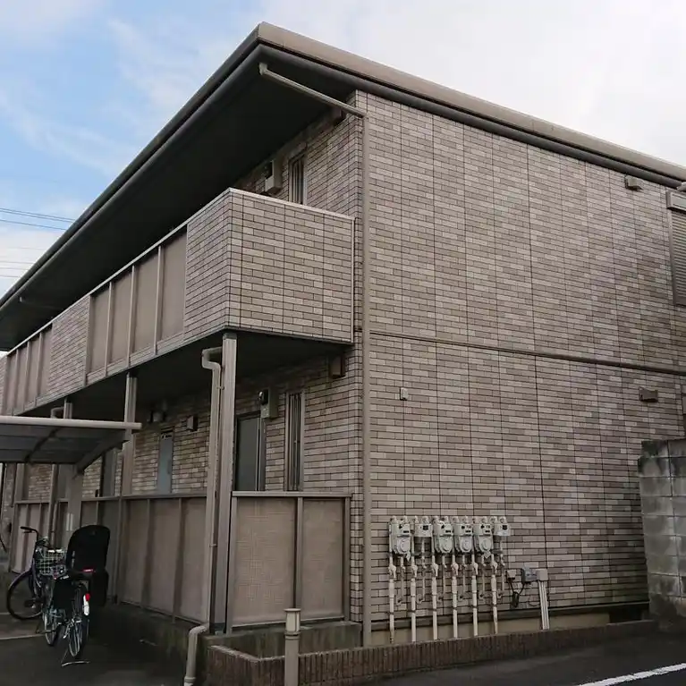 エスティア II