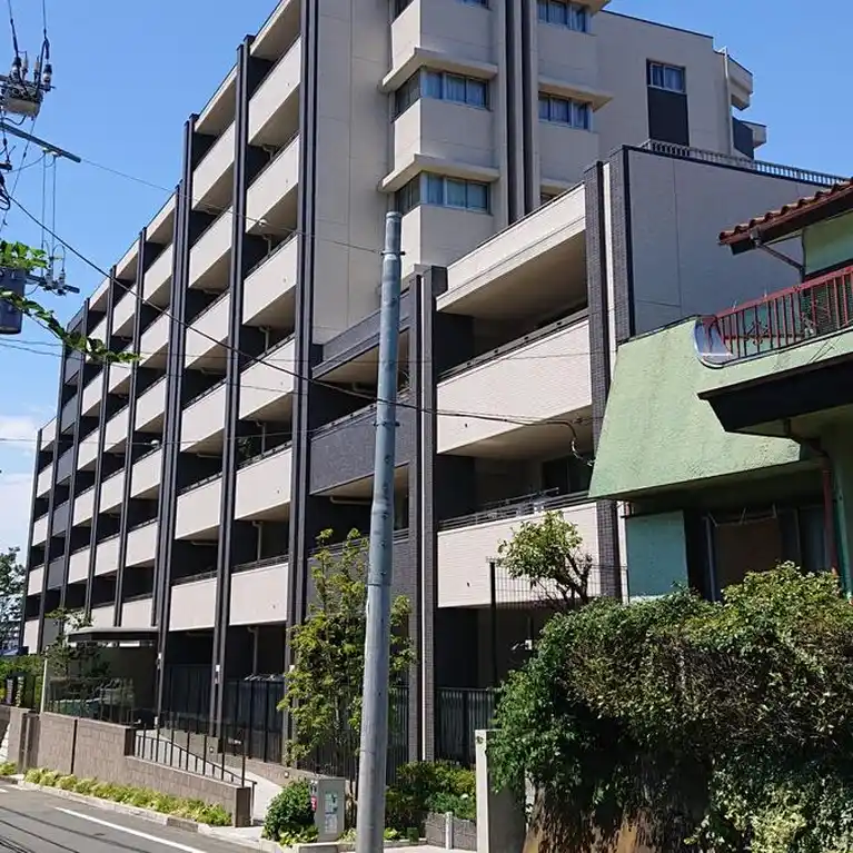 ブランズ横浜十日市場