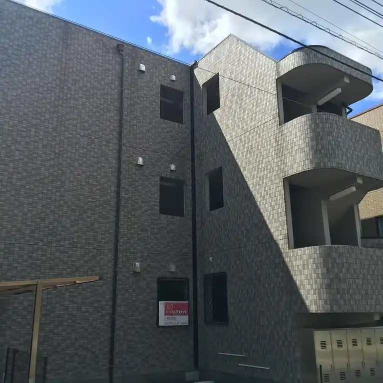リファインM 外観