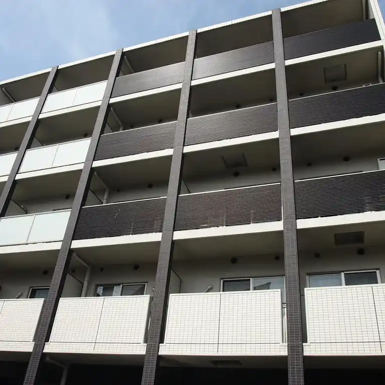 VICOLO横浜反町 外観