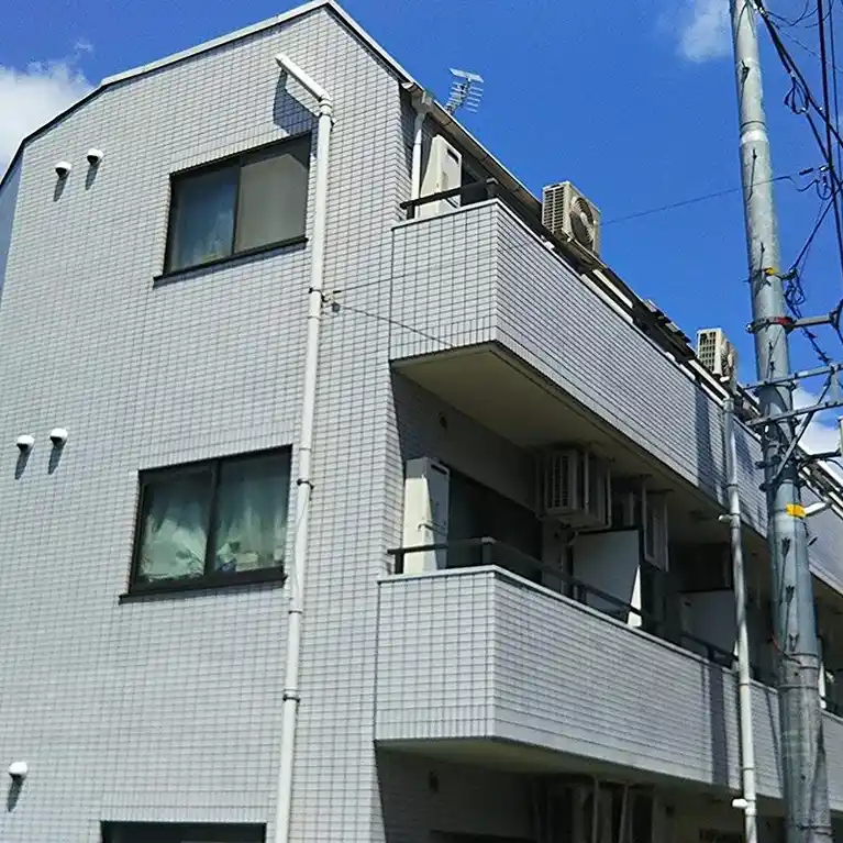 エミグラント妙蓮寺