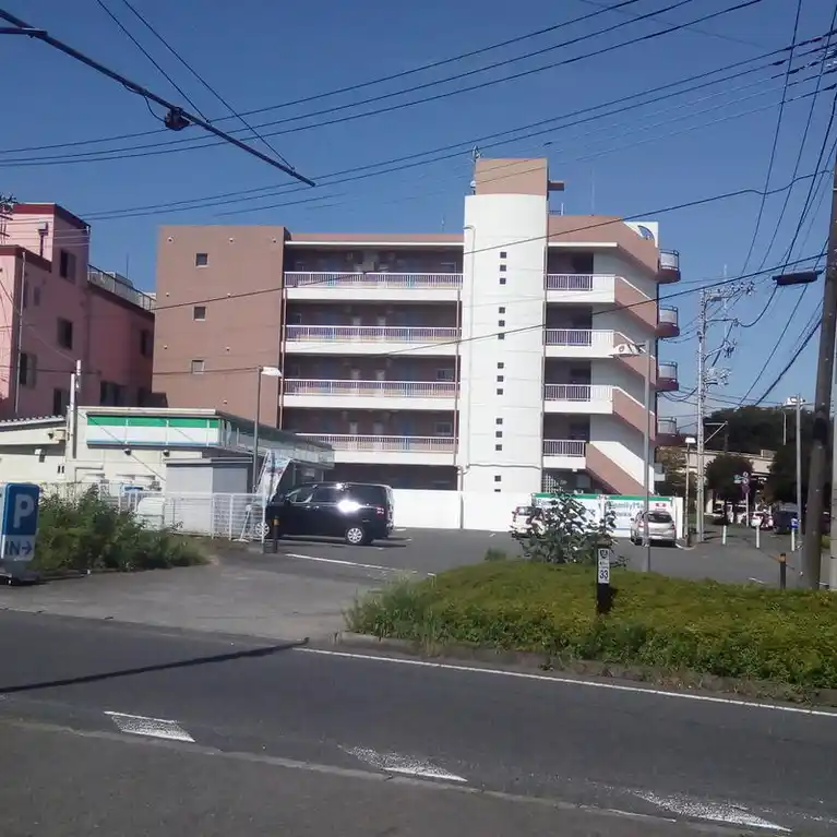 コモラード橋本 外観