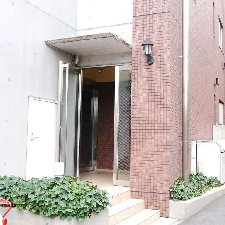 HAMPSTEAD HOUSE 外観