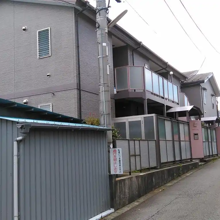 プラバーハウス 外観