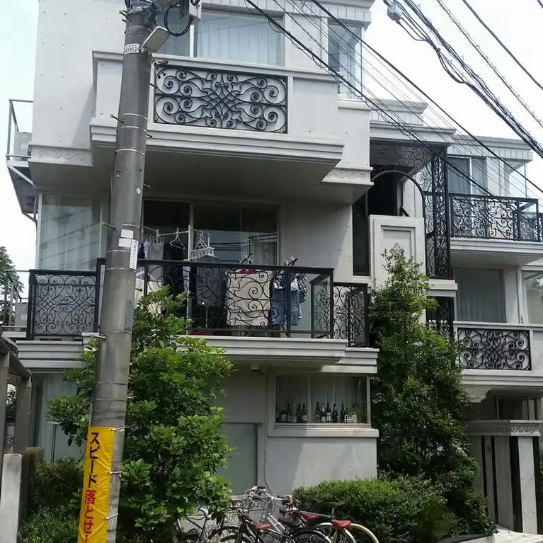 LILY 外観