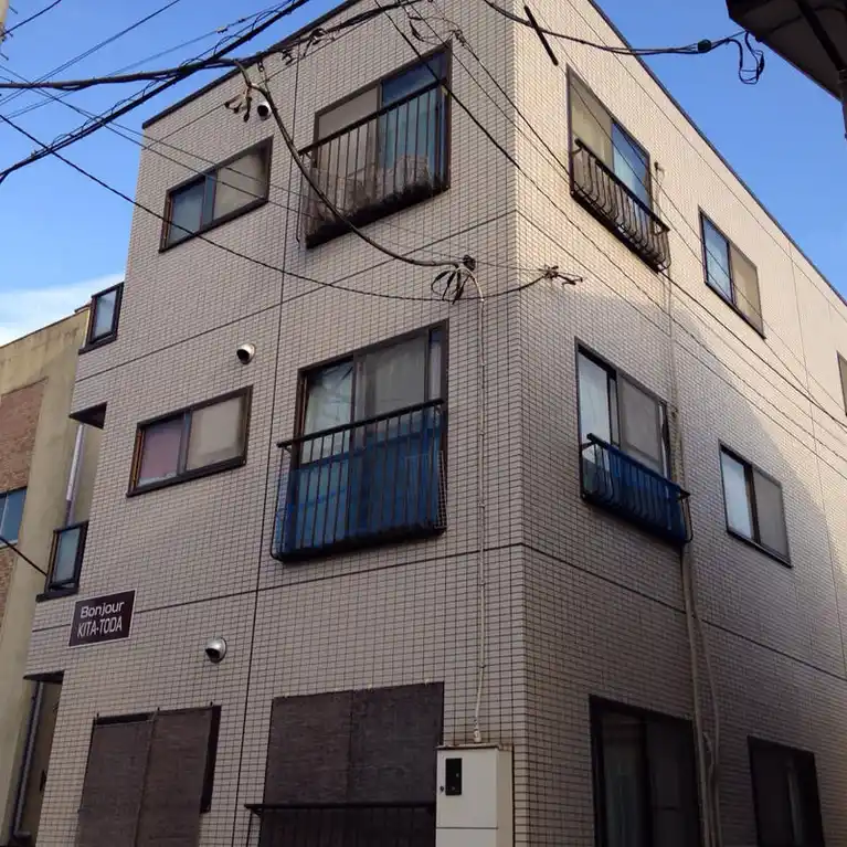 ボンジュール北戸田 外観