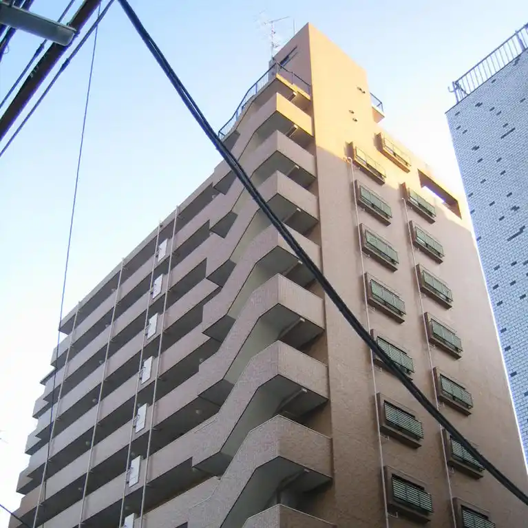 グランイーグル川崎駅前通