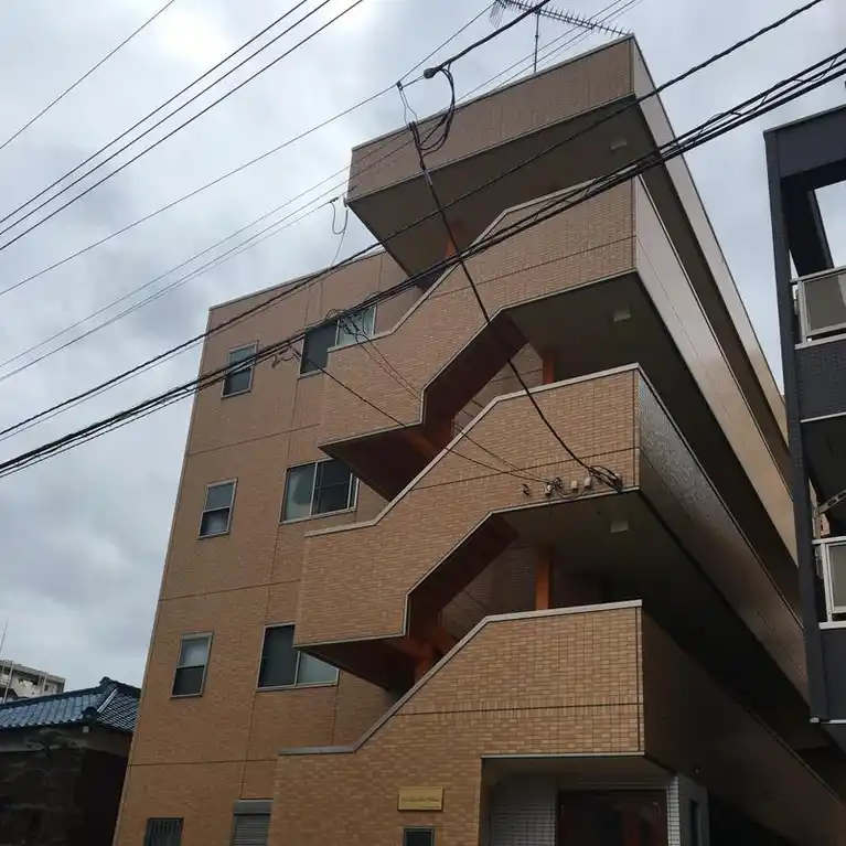 PARKLINEHILLSMAKUHARI 外観